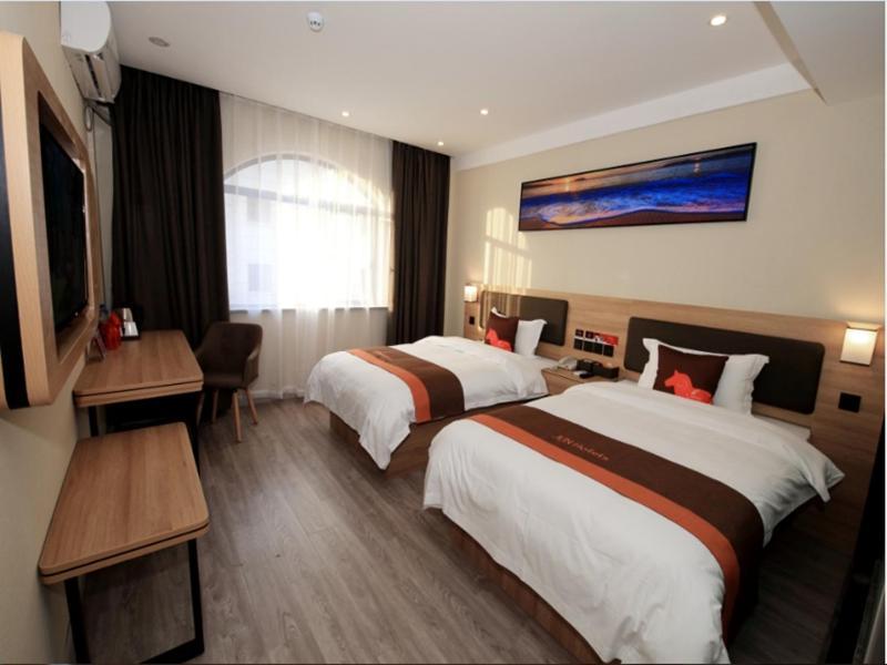 Hotel Jun Jiadingn Bao'an Highway Package *