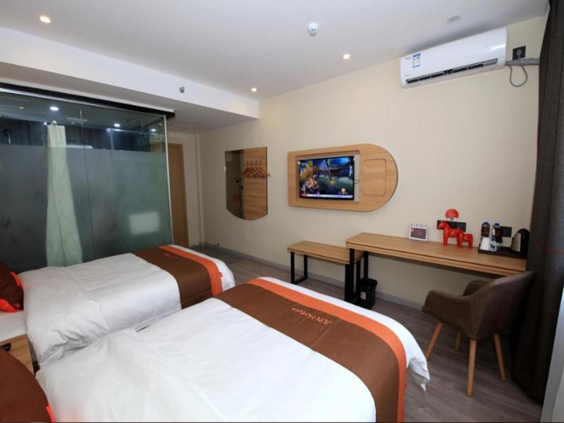 Hotel Jun Jiadingn Bao'an Highway Package